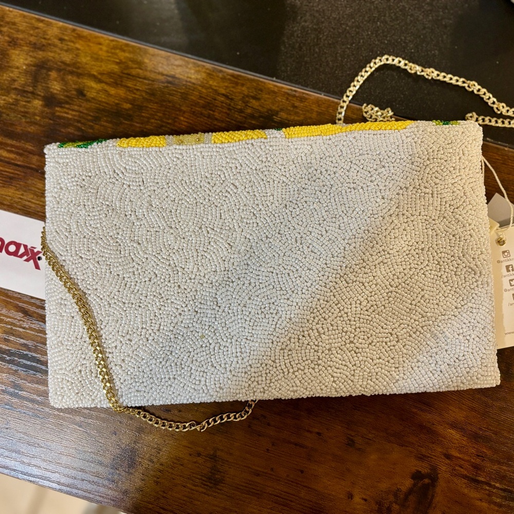 Lemon Yellow and White Beaded Clutch - Picture 4 of 4